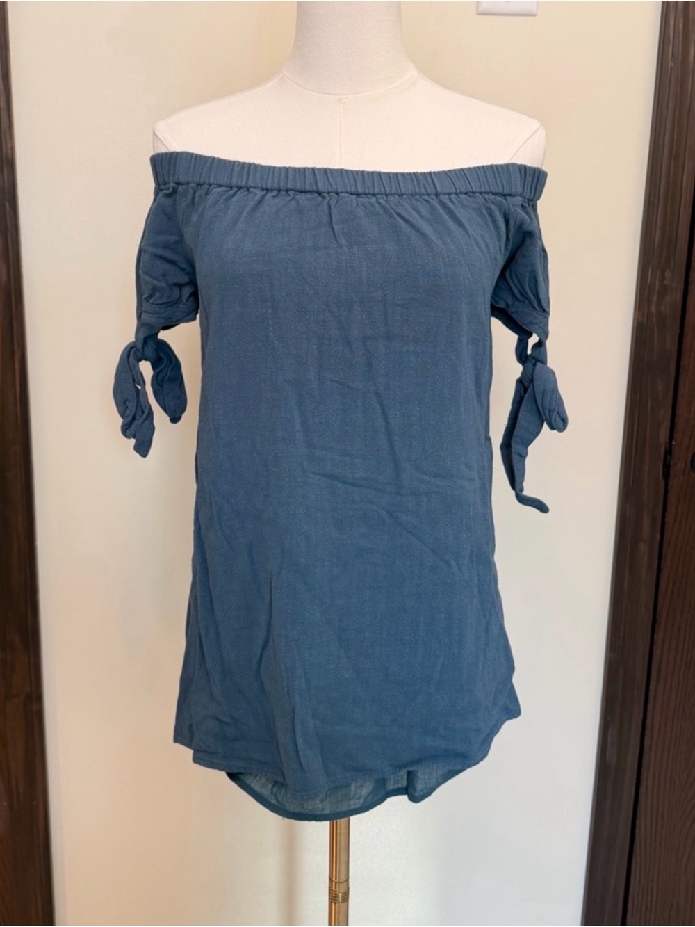 Lulus Tie Short Sleeve Off-Shoulder Blue Tunic Blouse